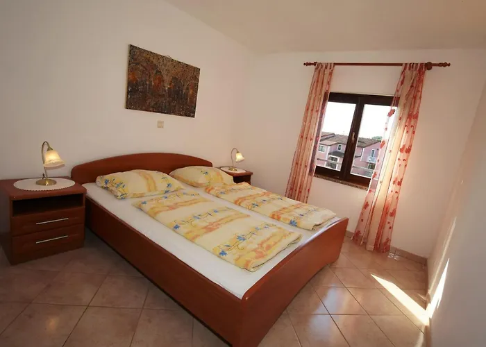 Linet 7- By Interhome Apartman