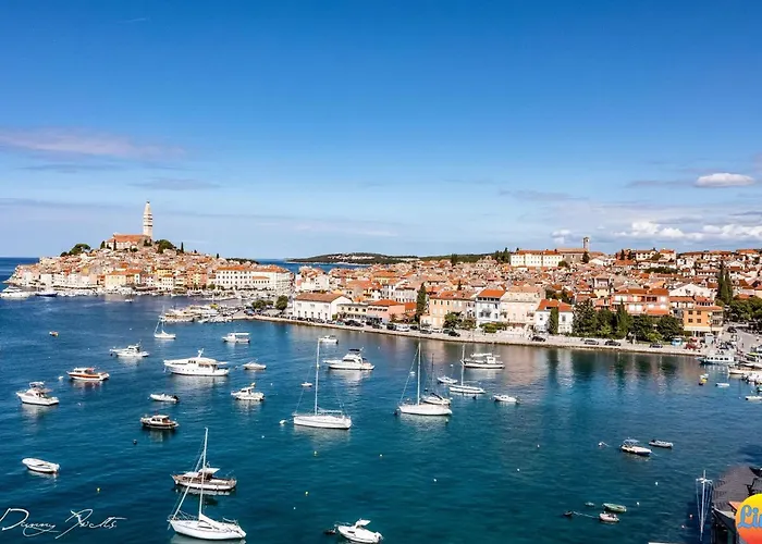 Linet 7- By Interhome Apartman Funtana